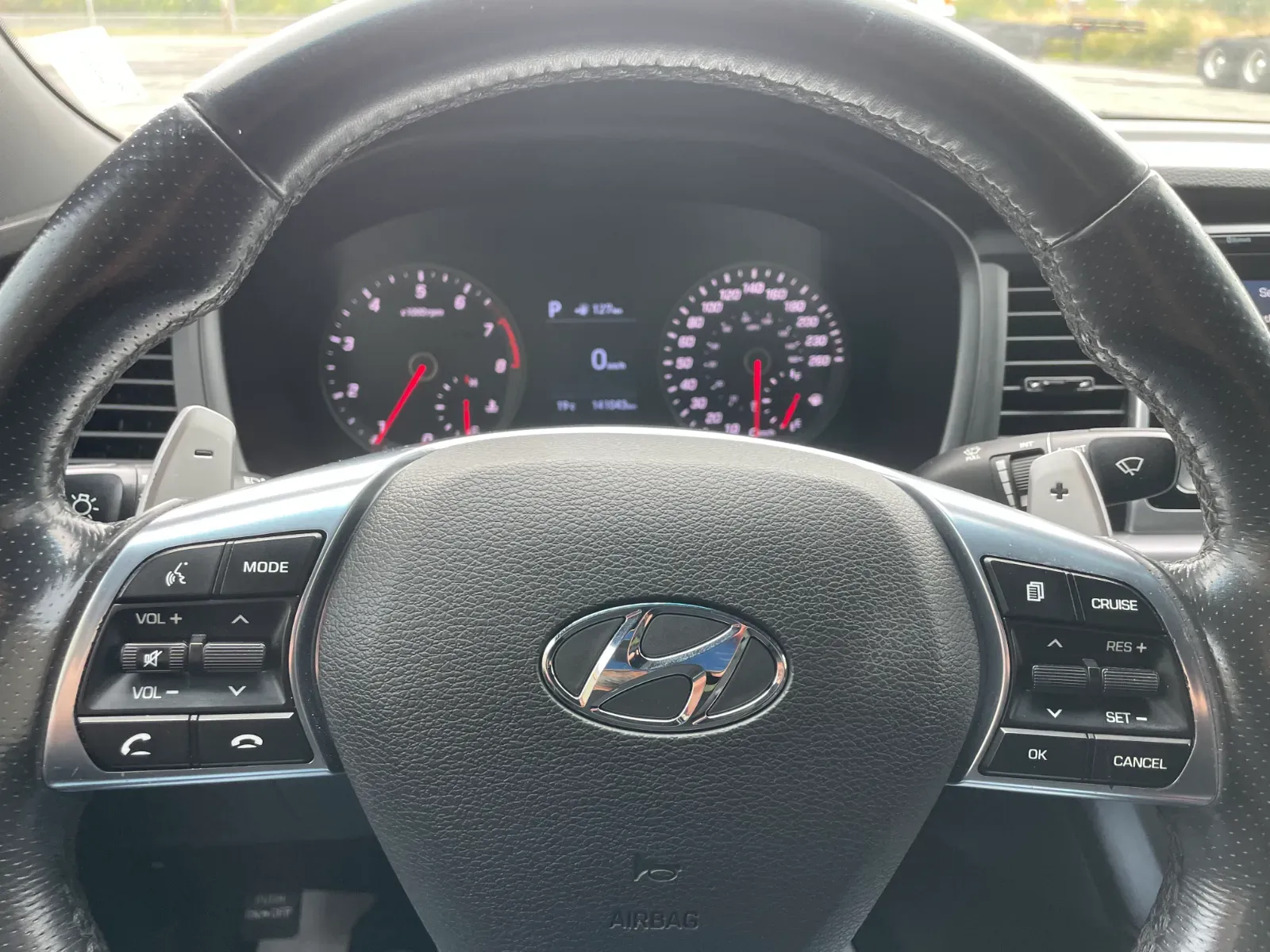 Hyundai Sonata thumbnail 12