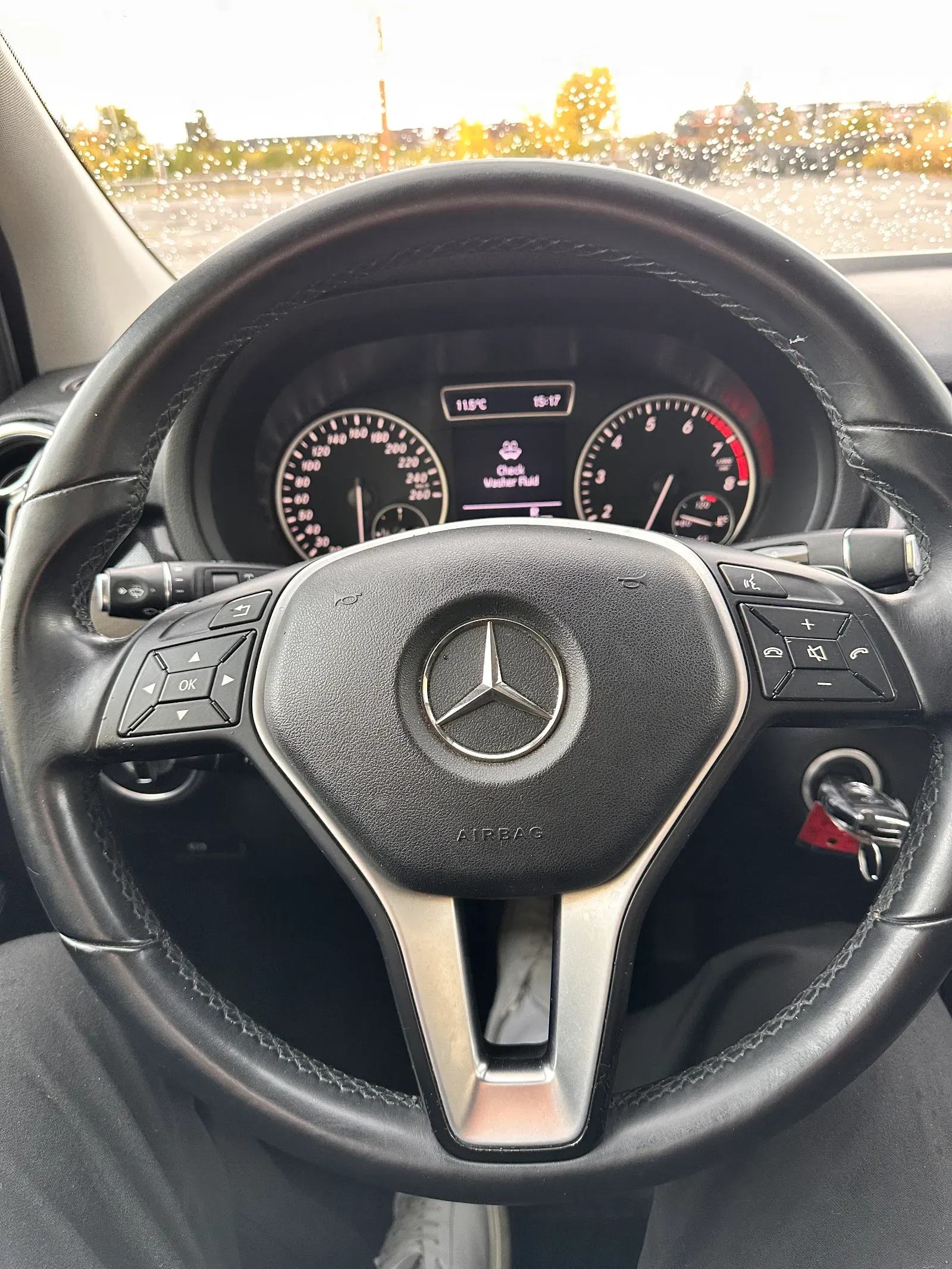 Mercedes B250 thumbnail 12