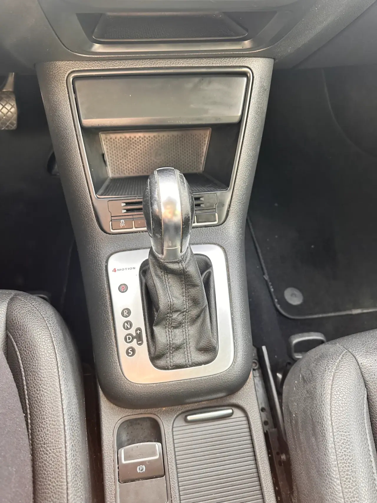 Volkswagen Tiguan Highline thumbnail 14