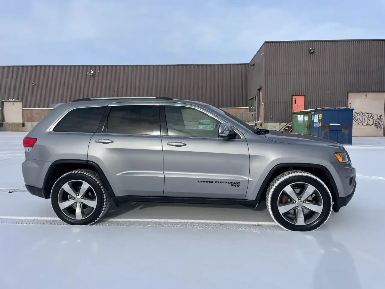 Jeep Grand Cherokee Limited thumbnail 4