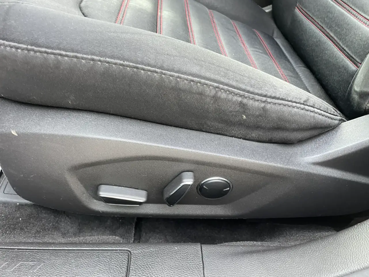 Ford Fusion thumbnail 11