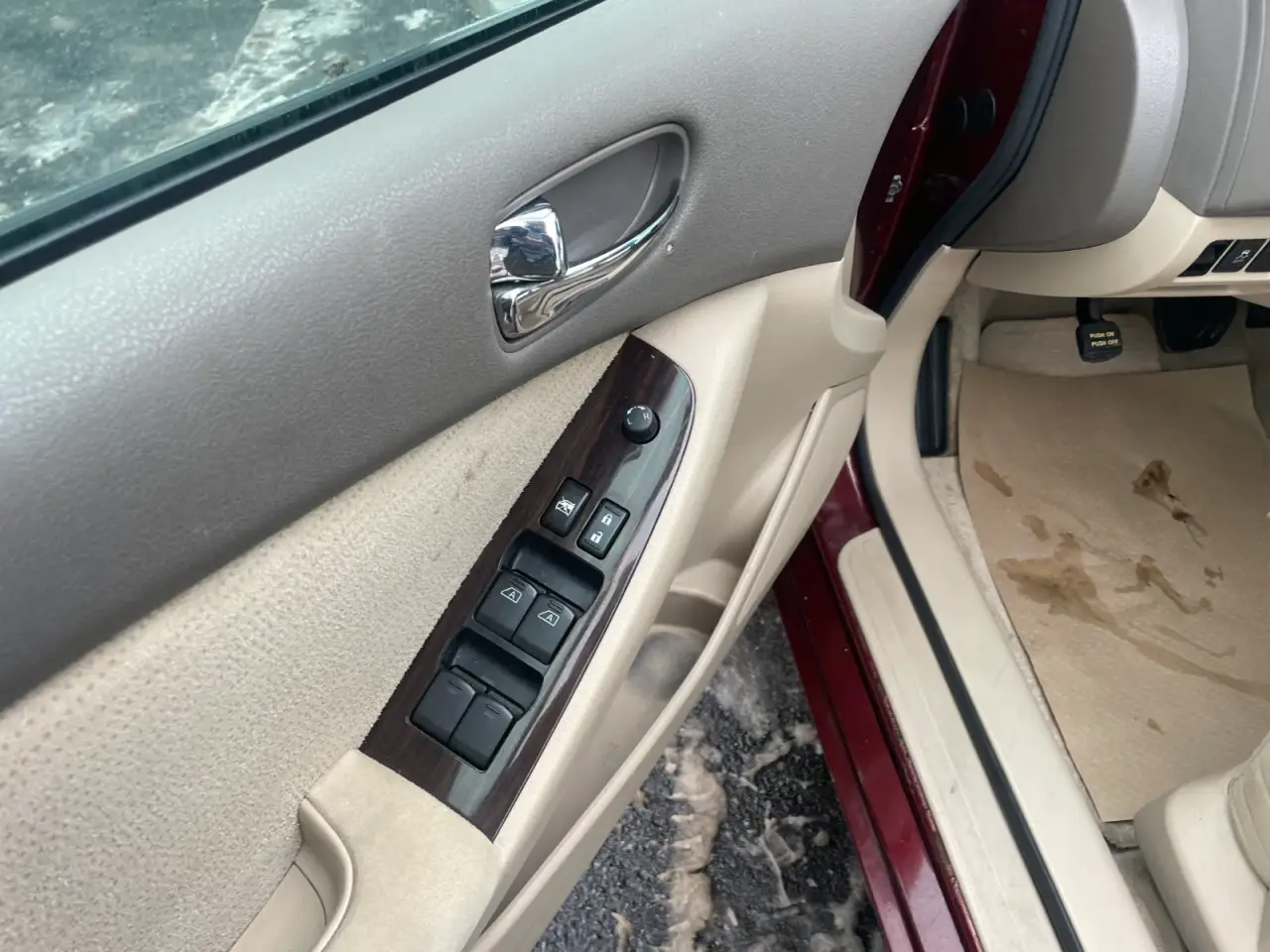 Nissan Altima thumbnail 16