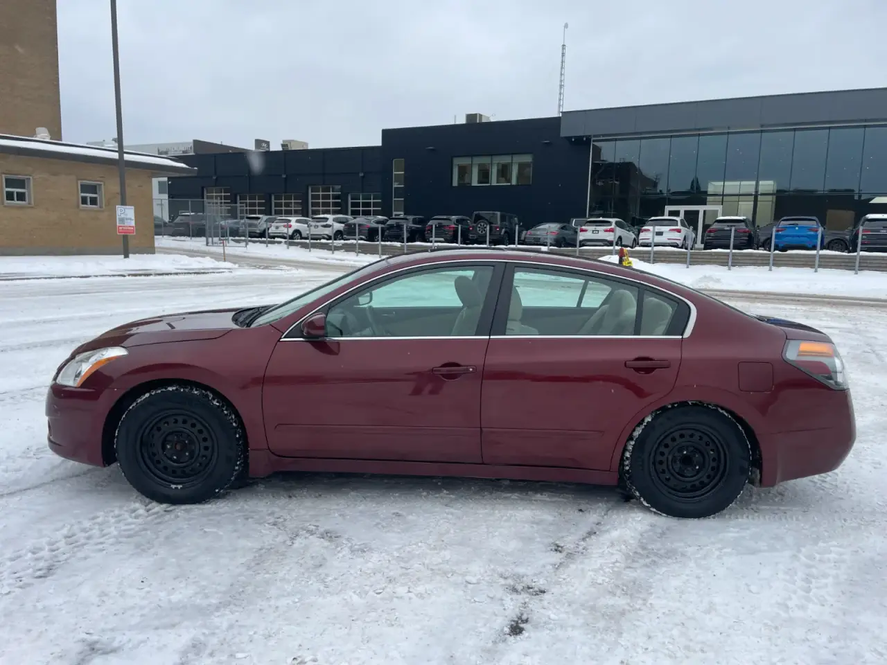 Nissan Altima thumbnail 2