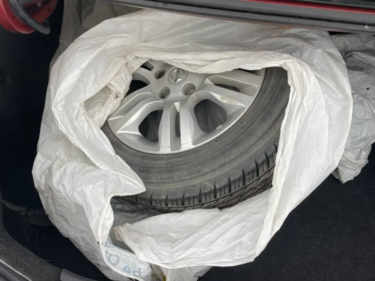 Nissan Altima thumbnail 17