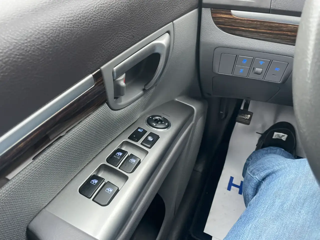 Hyundai Santa Fe thumbnail 16