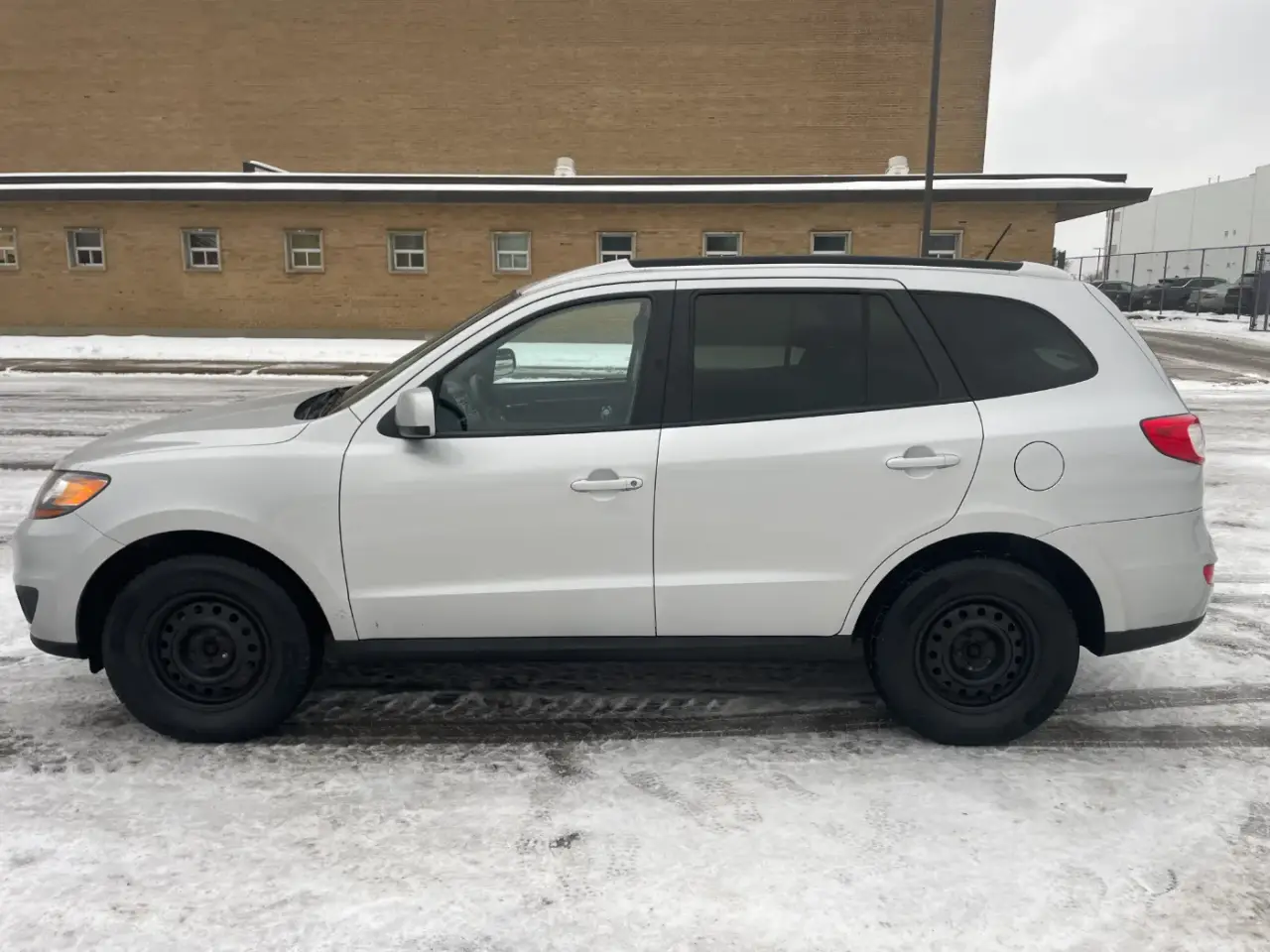 Hyundai Santa Fe thumbnail 5