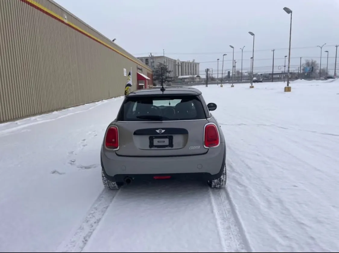 Mini Cooper thumbnail 4