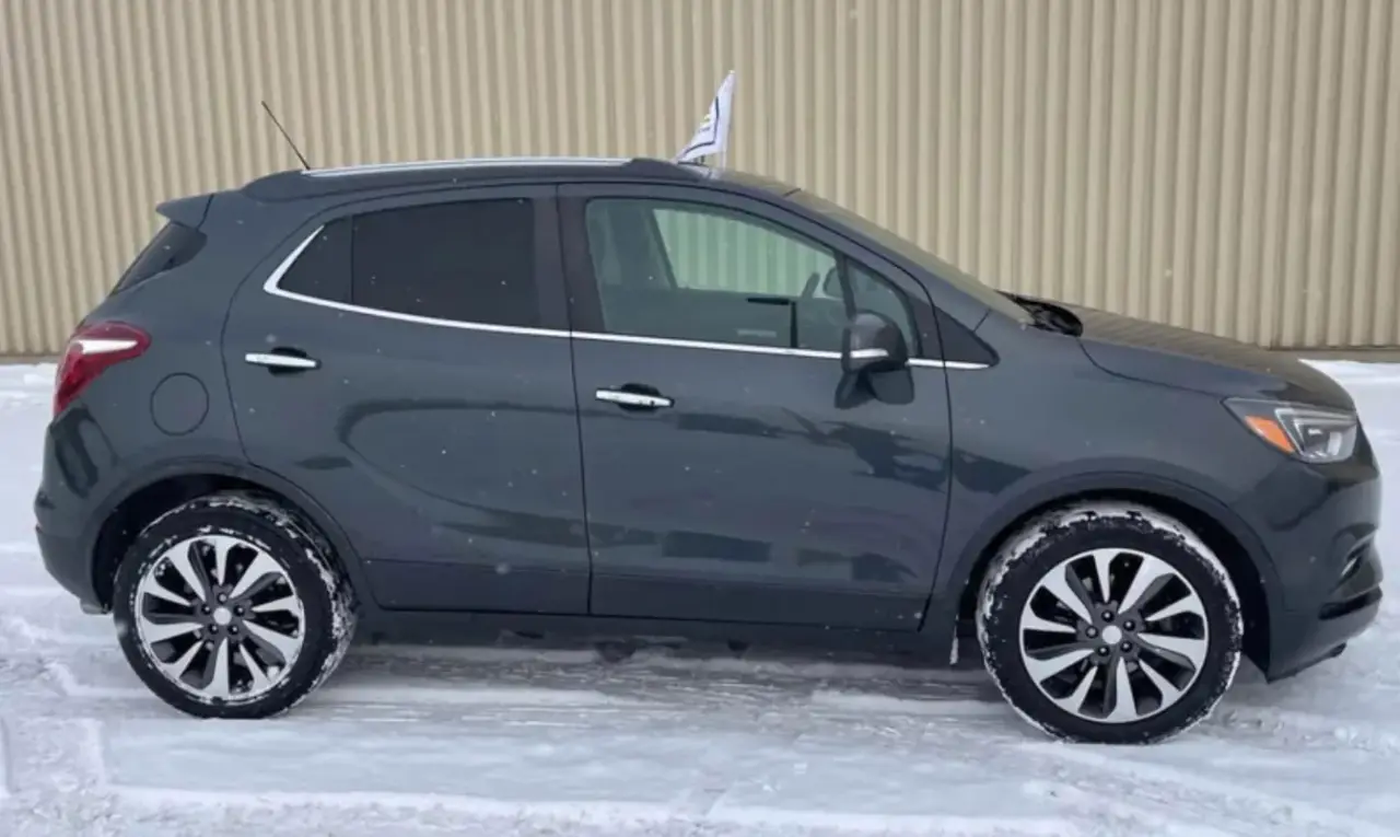 Buick Encore thumbnail 2