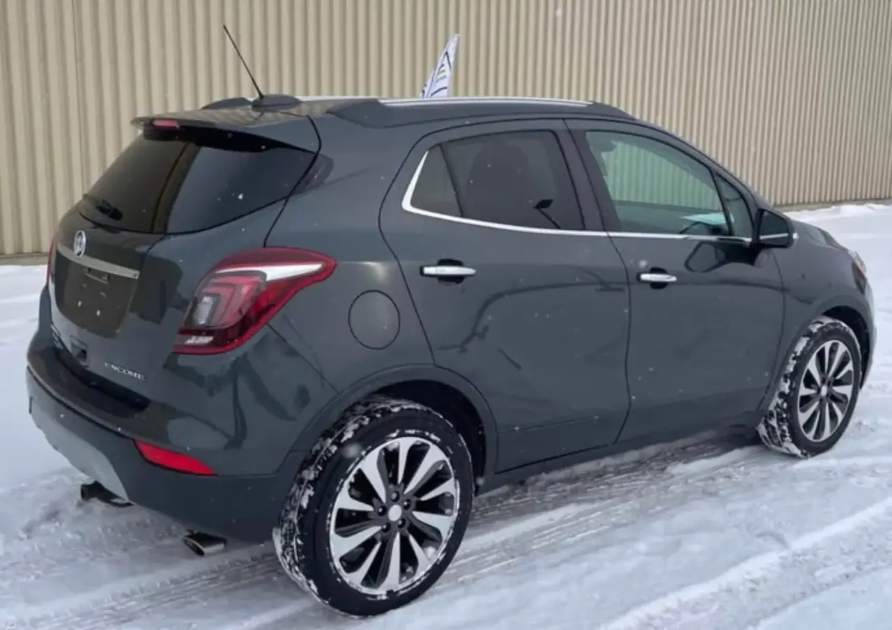 Buick Encore thumbnail 3