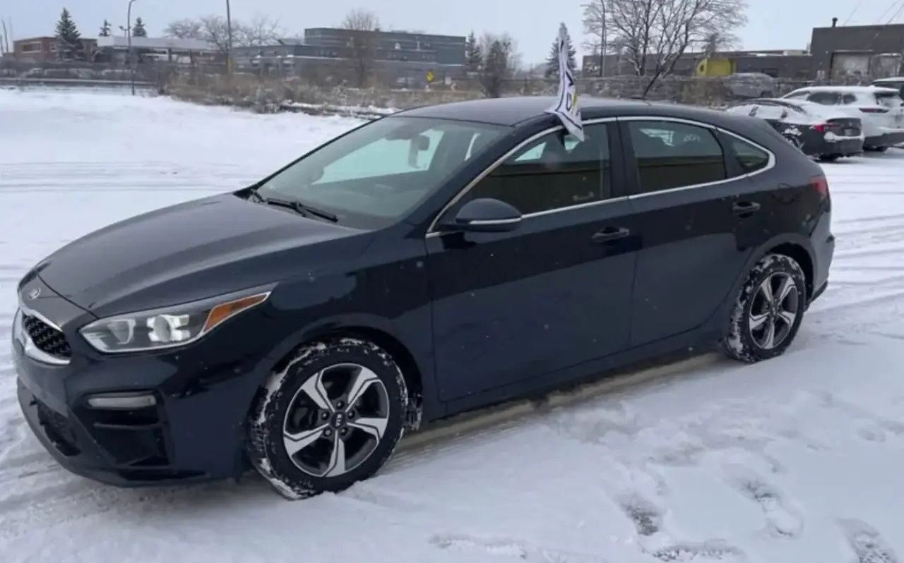 KIA Forte5 main