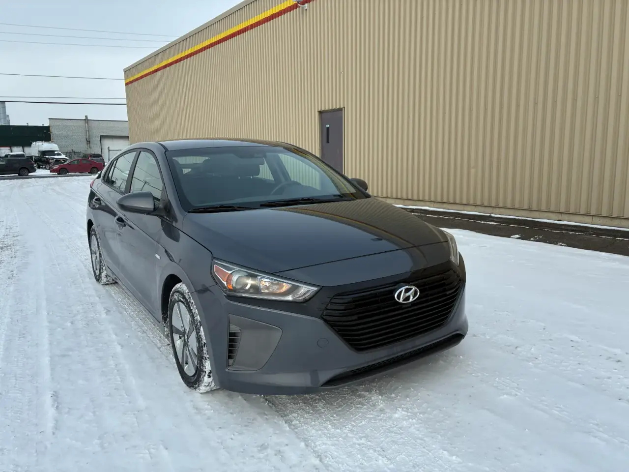 Hyundai Ioniq SEL Hybrid thumbnail 7