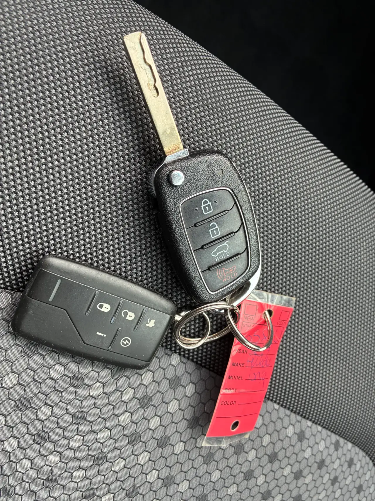 Hyundai Ioniq SEL Hybrid thumbnail 17