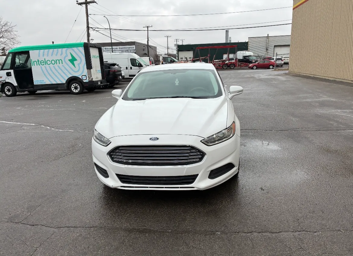 Ford Fusion Hybrid SE thumbnail 7