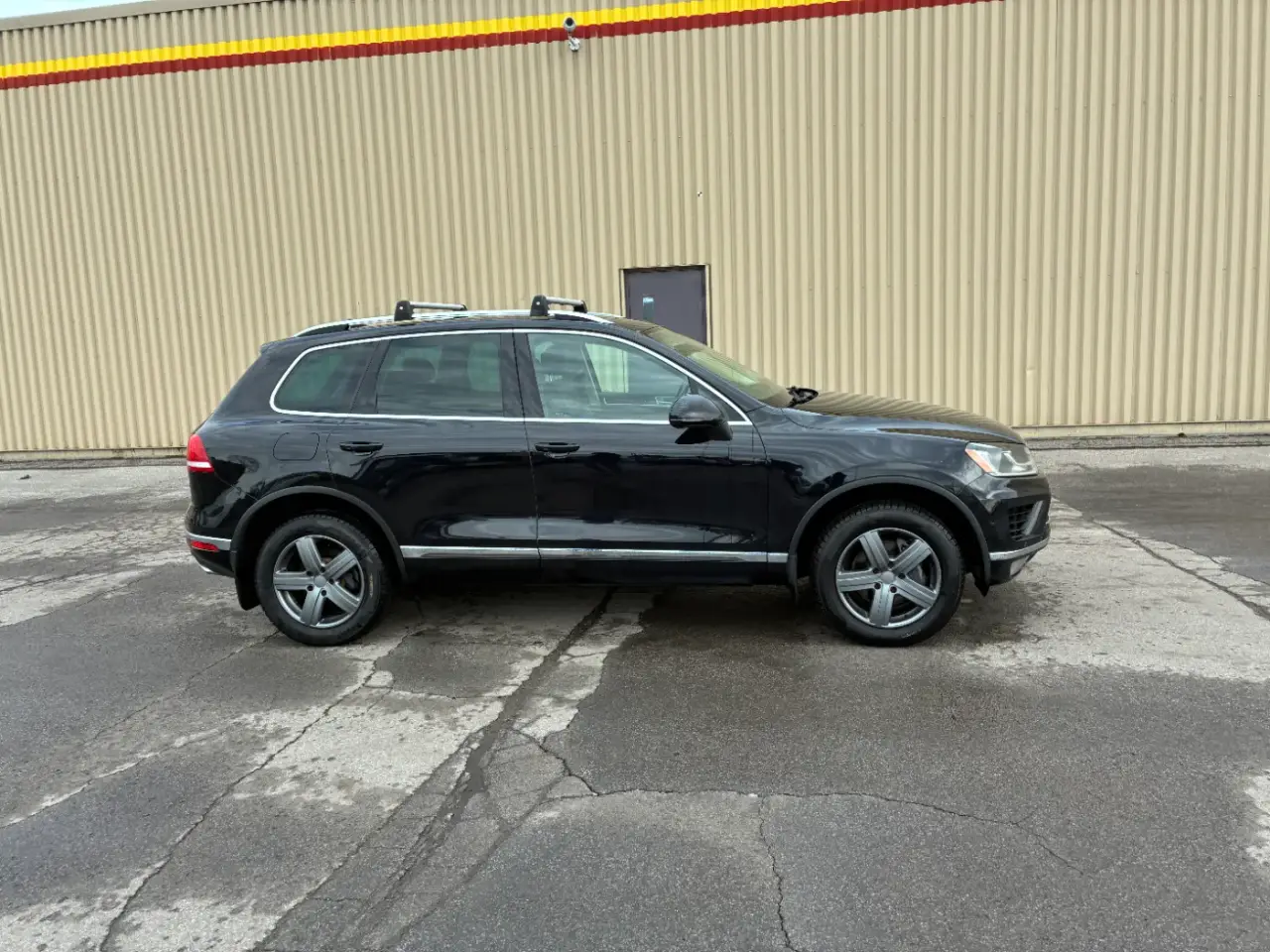 Volkswagen Touareg thumbnail 5