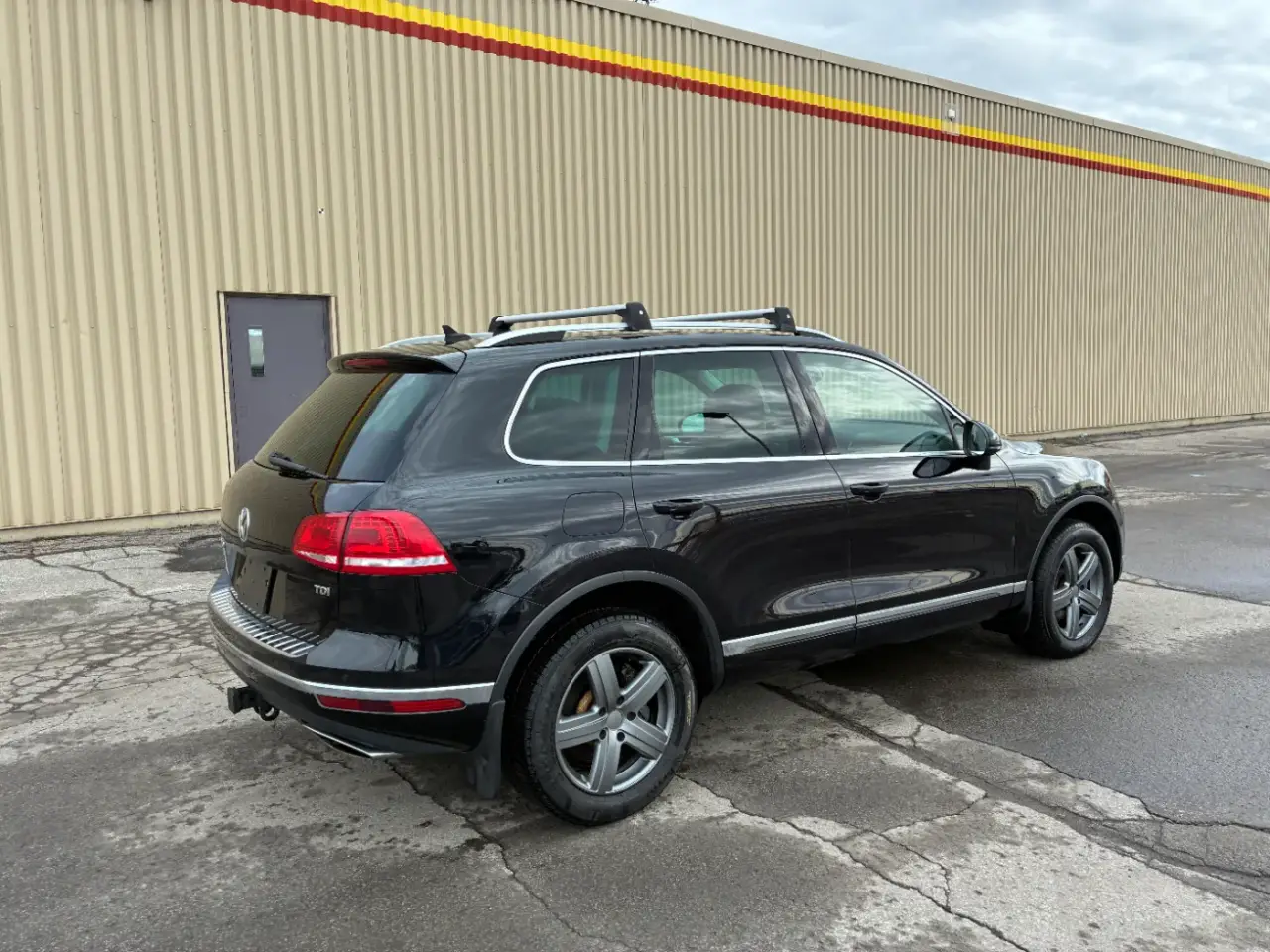 Volkswagen Touareg thumbnail 4