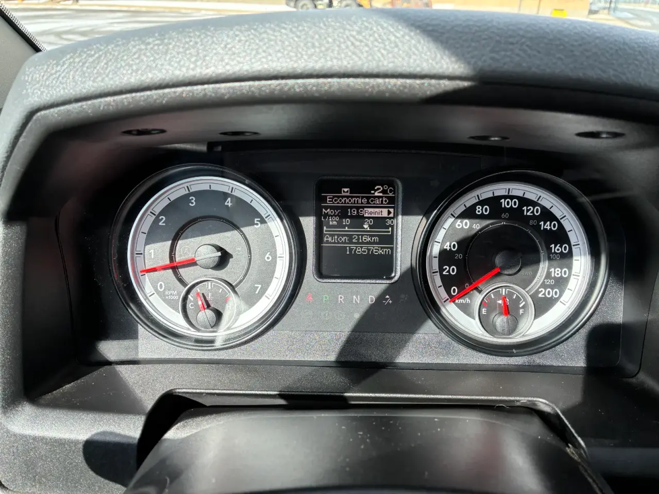 Ram 1500 HEMI thumbnail 14