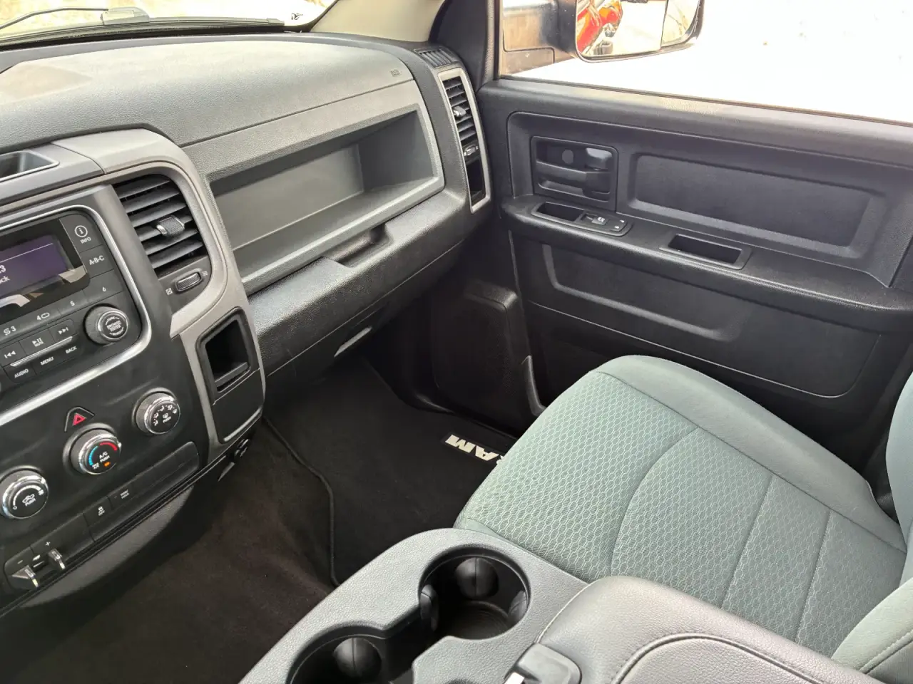 Ram 1500 HEMI thumbnail 17