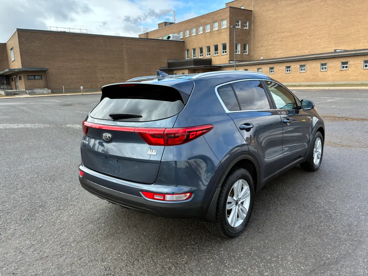 Kia Sportage LX thumbnail 4