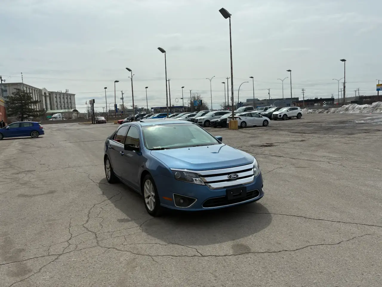 Ford Fusion thumbnail 7