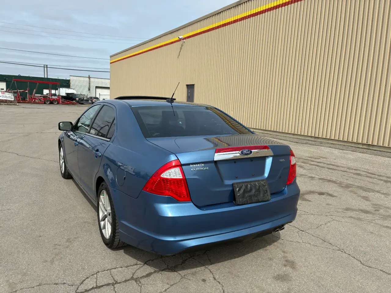 Ford Fusion thumbnail 3