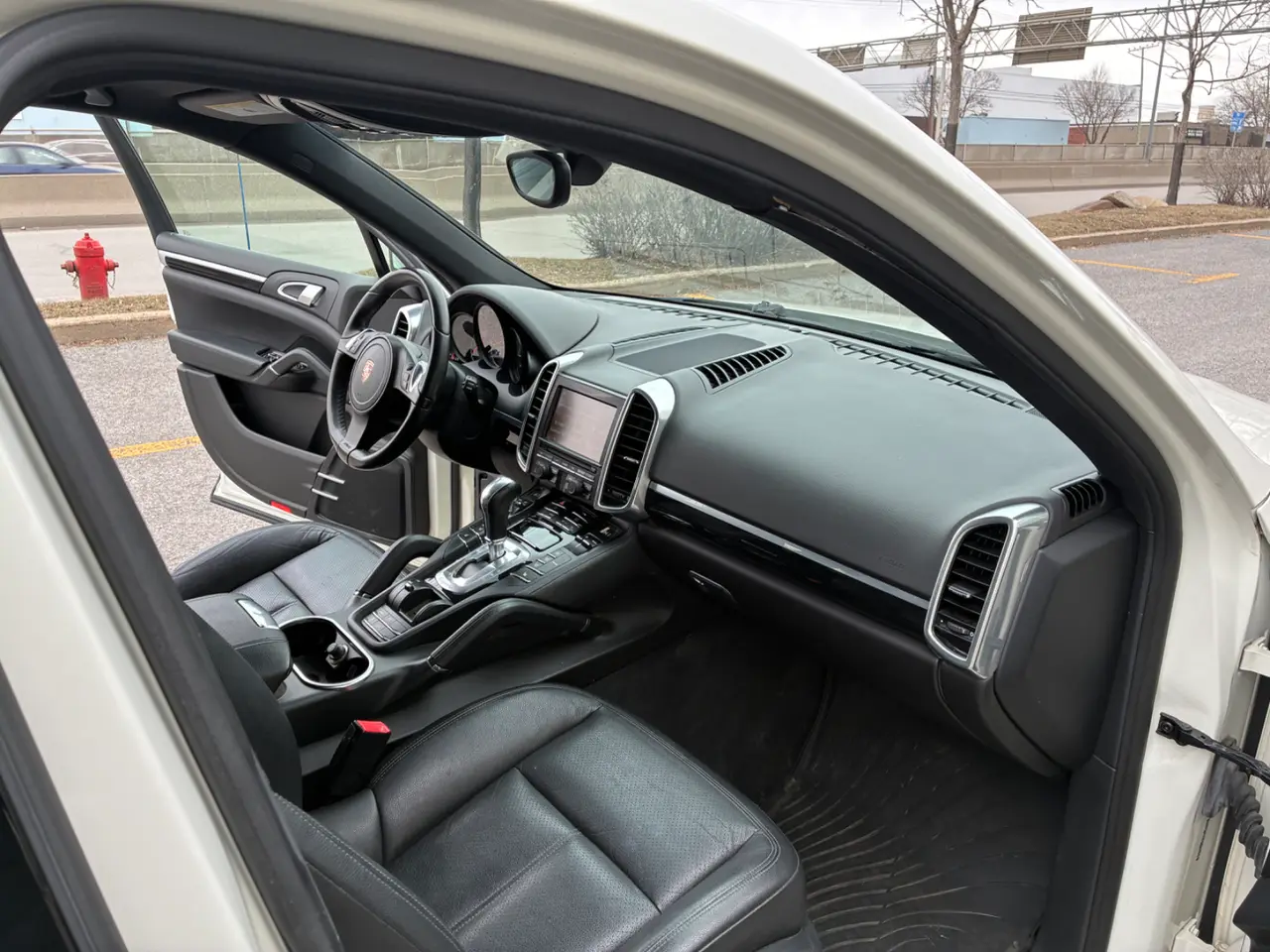 Porsche Cayenne thumbnail 10