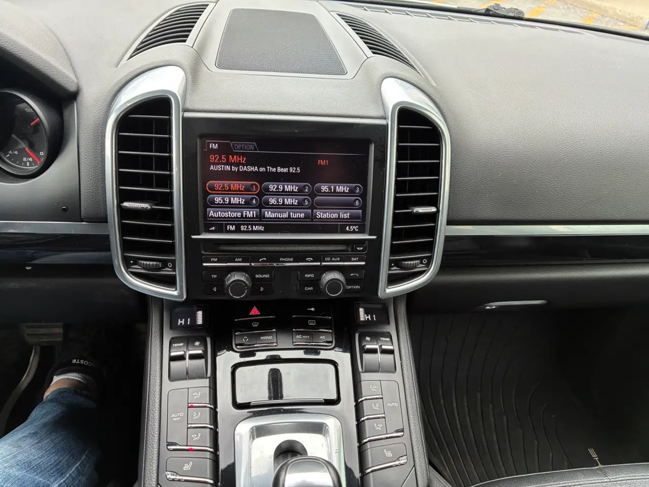 Porsche Cayenne thumbnail 13