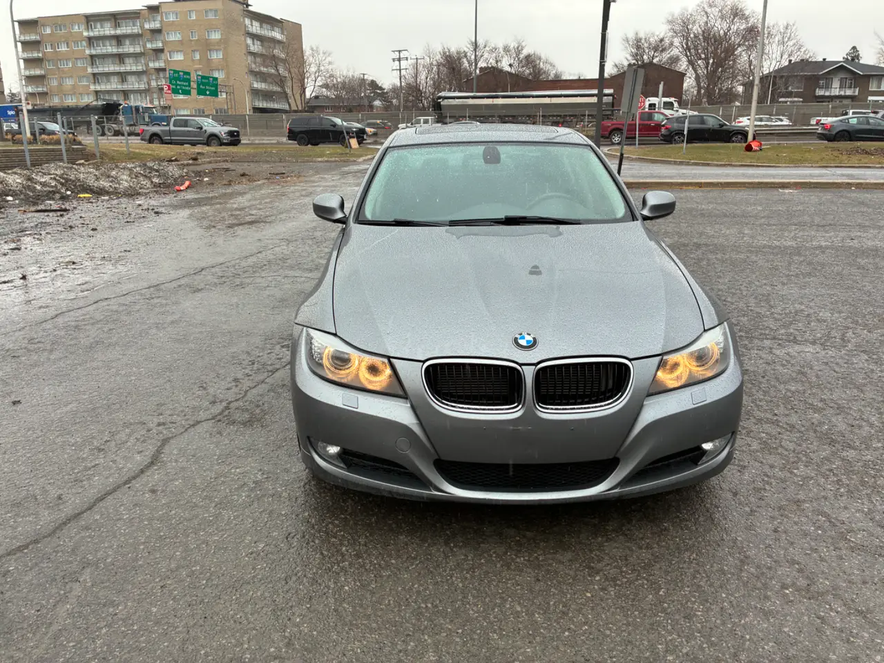 BMW 328xi thumbnail 8