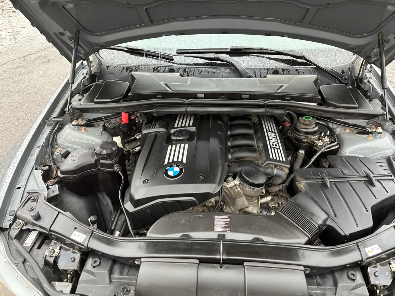 BMW 328xi thumbnail 9