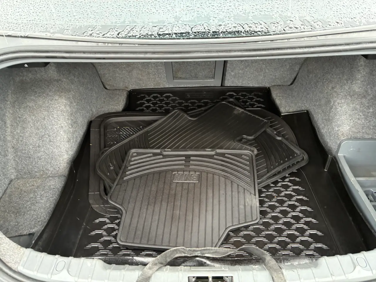 BMW 328xi thumbnail 10