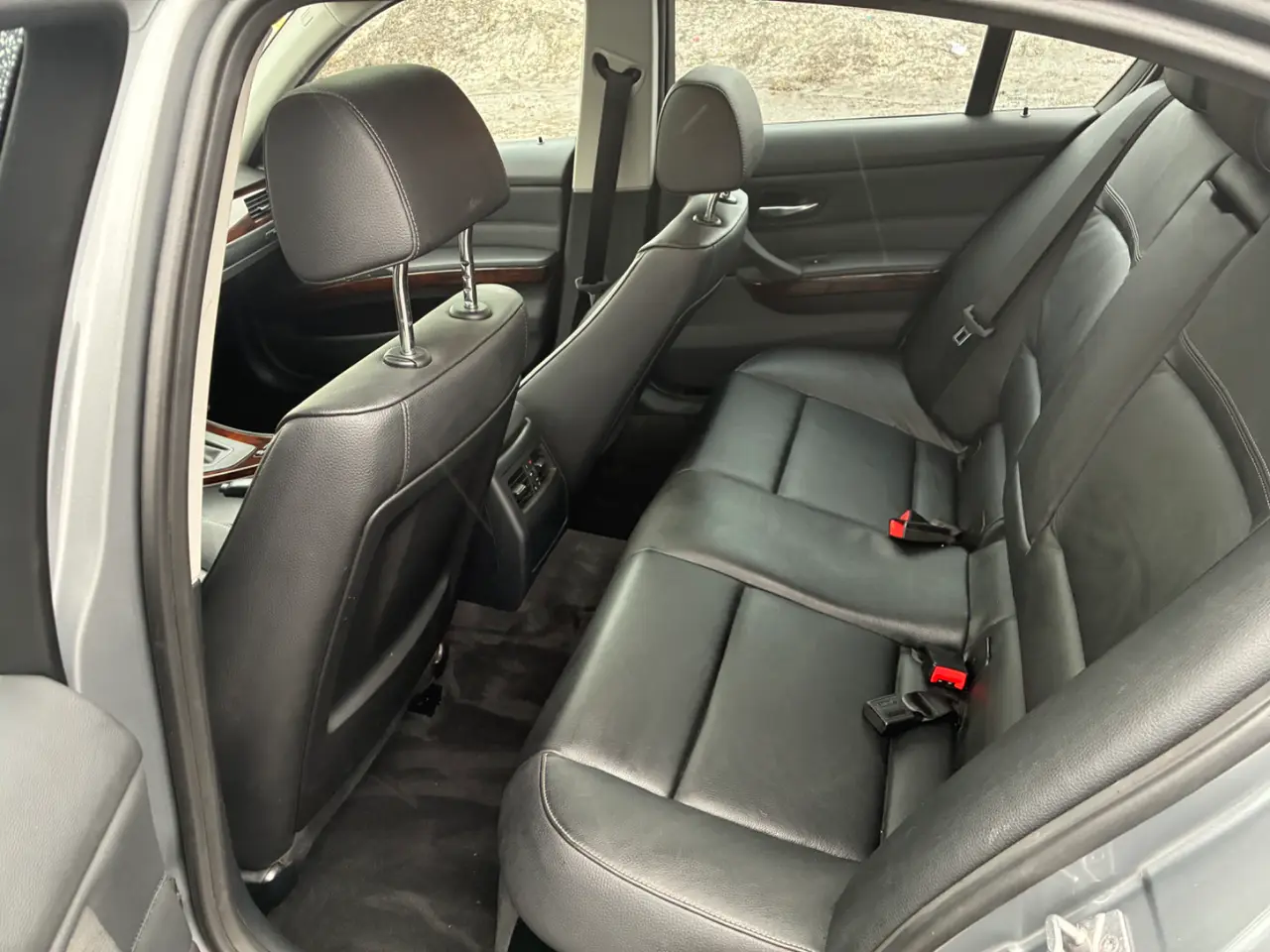 BMW 328xi thumbnail 11