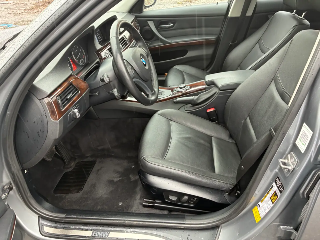 BMW 328xi thumbnail 13