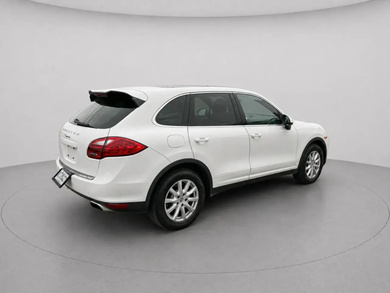 Porsche Cayenne thumbnail 4