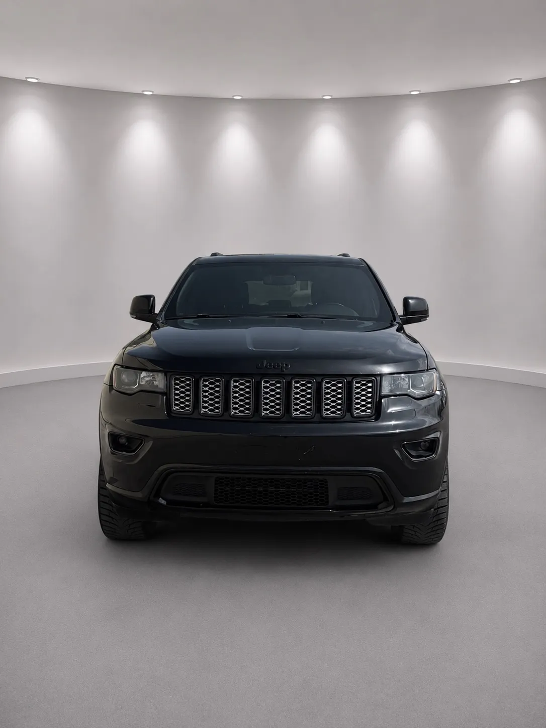 Jeep  Grand Cherokee Altitude 4x4 thumbnail 6