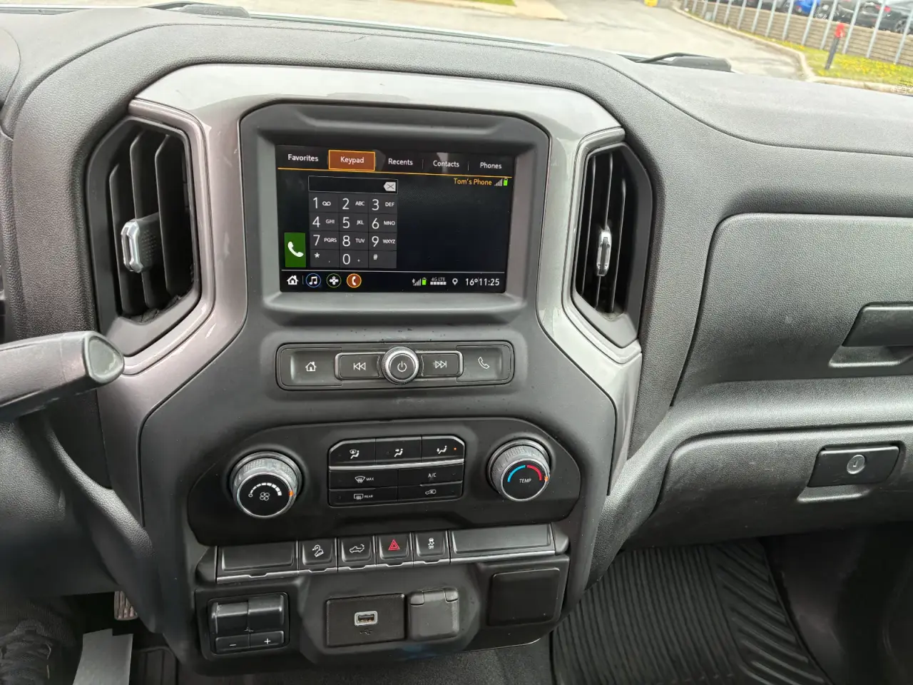 Chevrolet Silverado Custom Trail Boss thumbnail 12