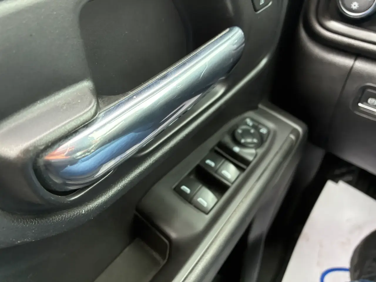 Chevrolet Silverado Custom Trail Boss thumbnail 14