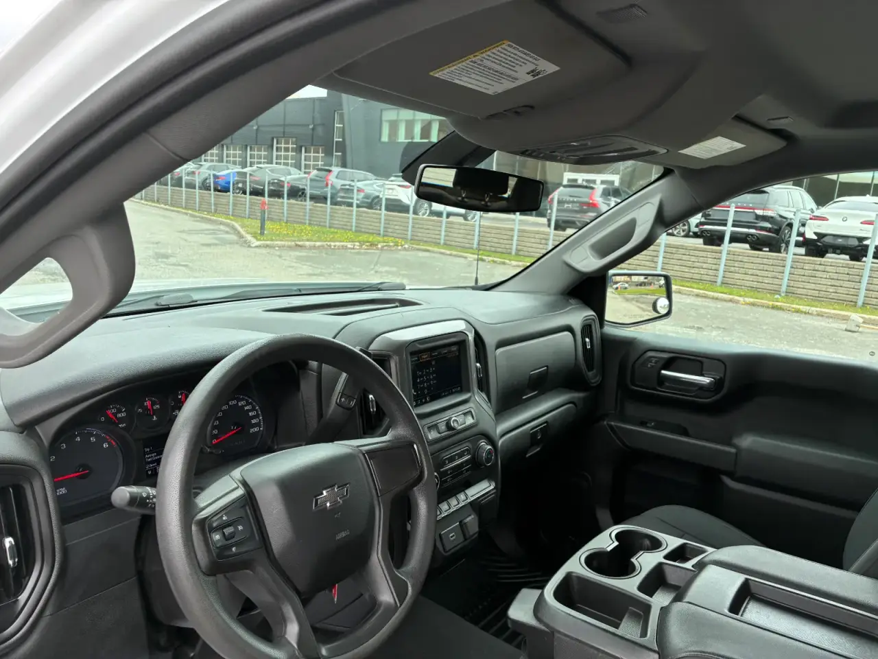 Chevrolet Silverado Custom Trail Boss thumbnail 8