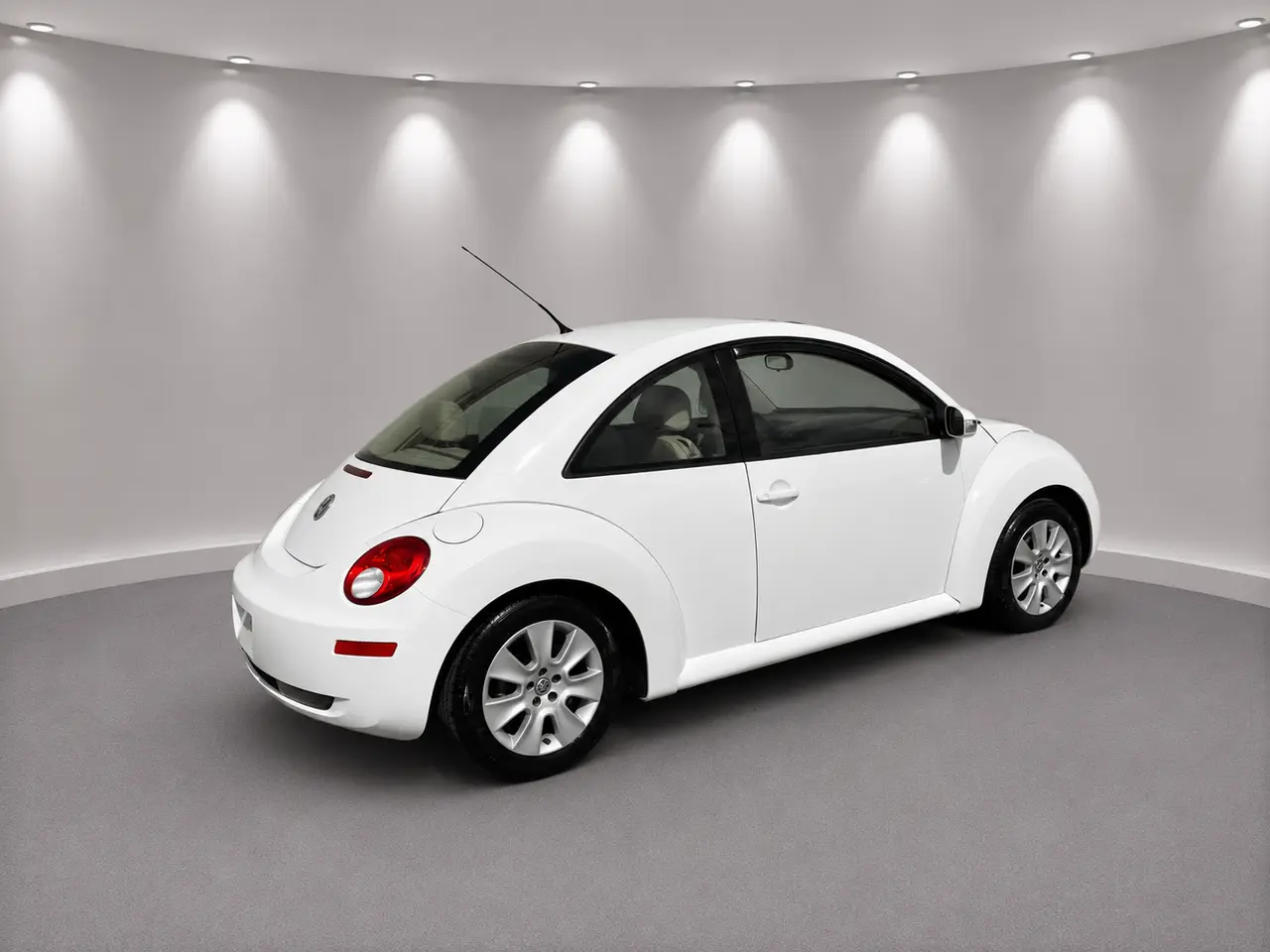 Volkswagen  Beetle  thumbnail 4
