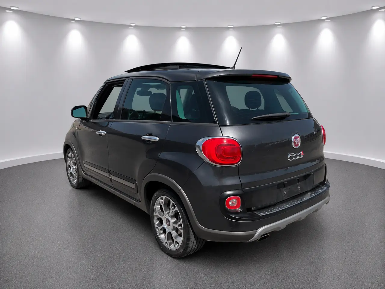 Fiat 500L thumbnail 2