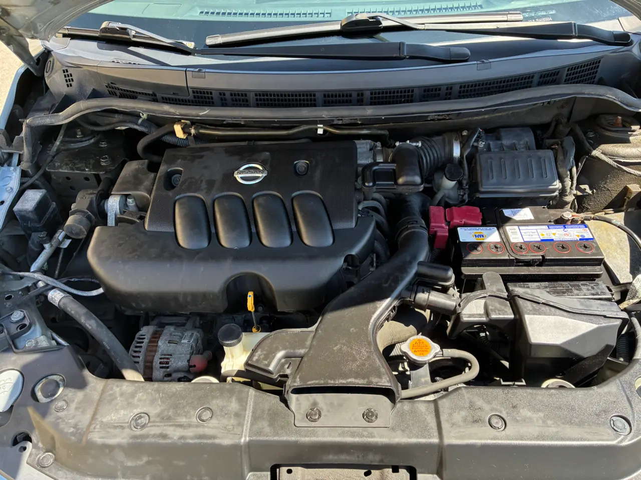 Nissan  Versa thumbnail 6