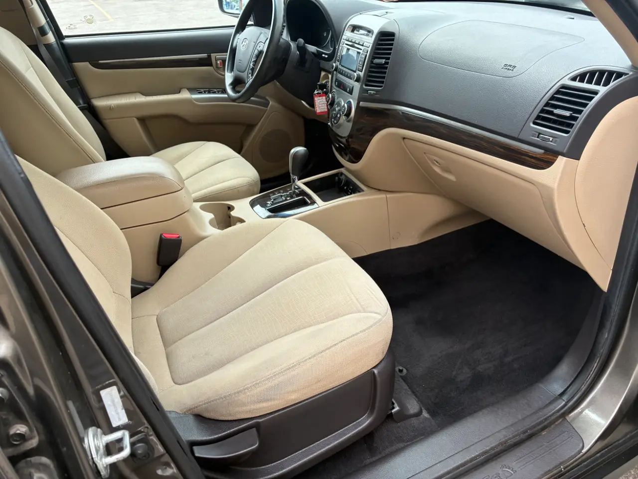 Hyundai Santa Fe thumbnail 8
