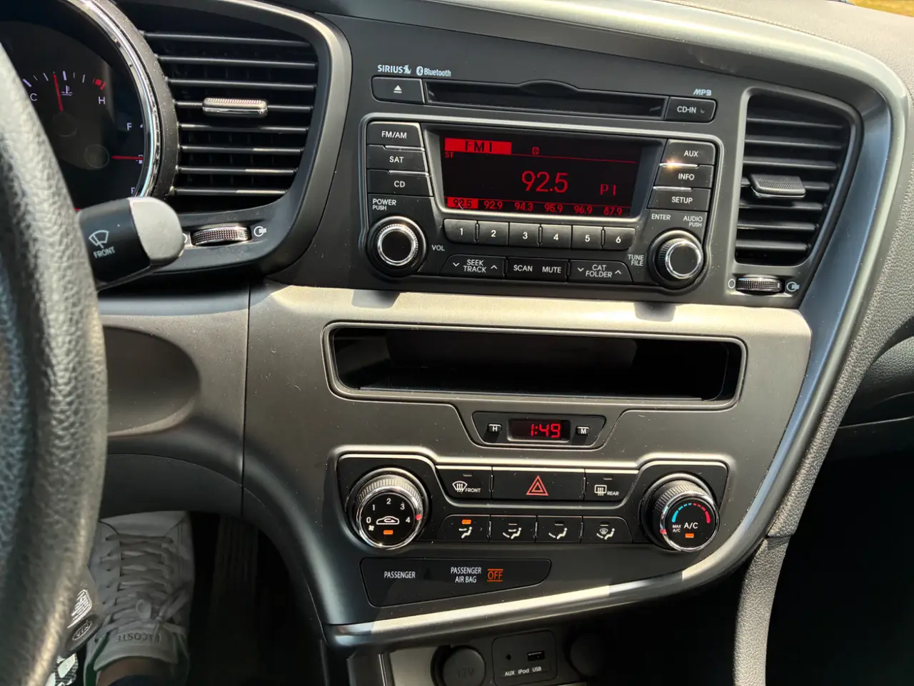 KIA Optima thumbnail 12