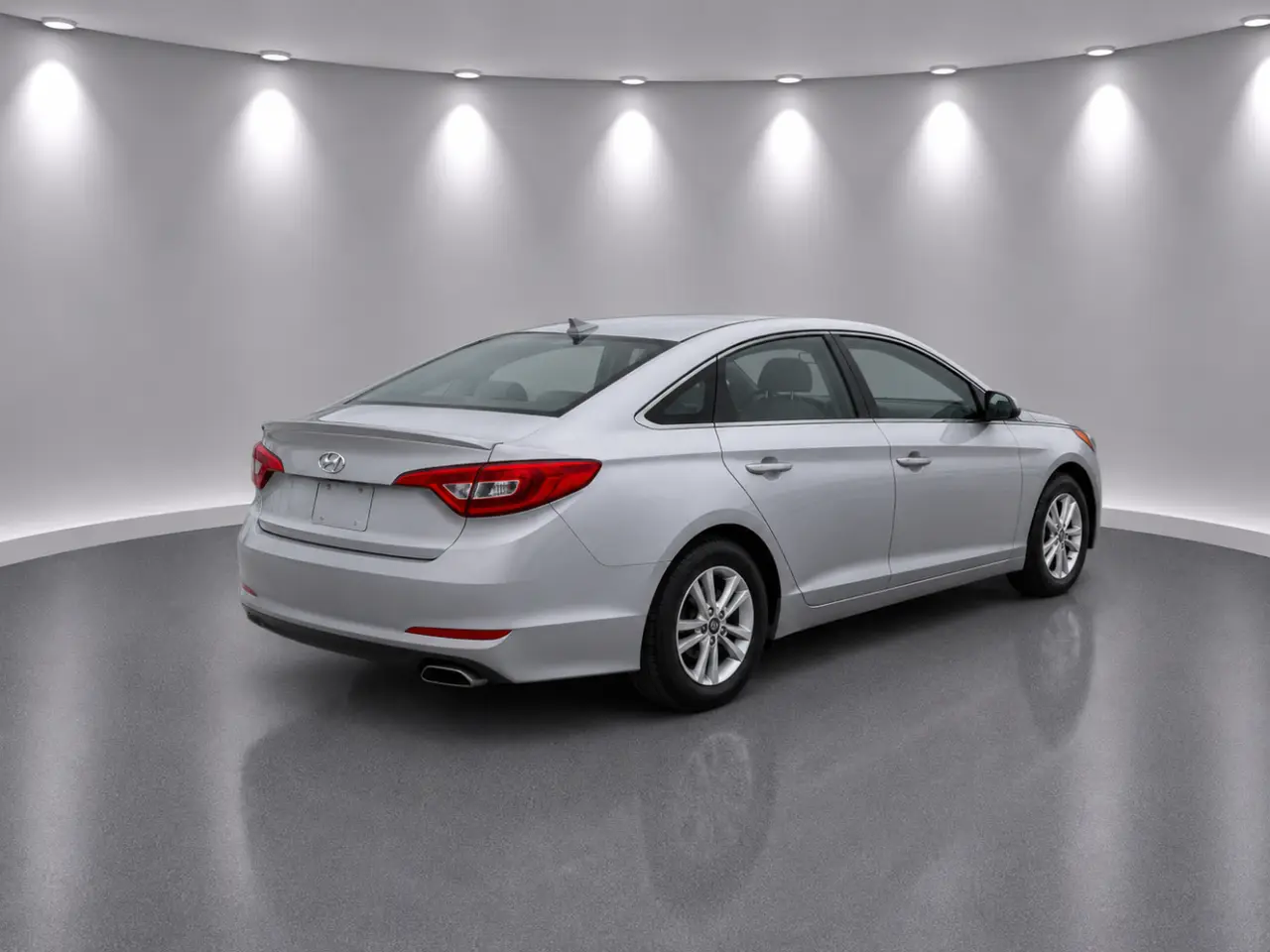 Hyundai Sonata thumbnail 4