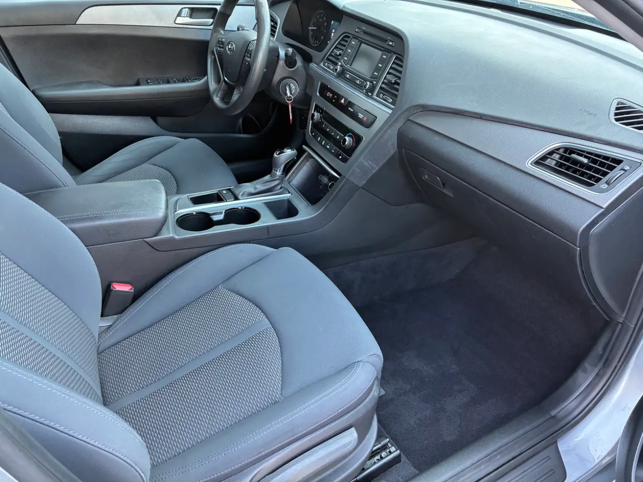 Hyundai Sonata thumbnail 10