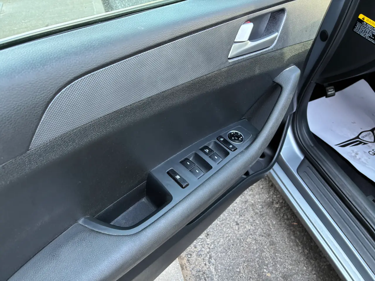 Hyundai Sonata thumbnail 17