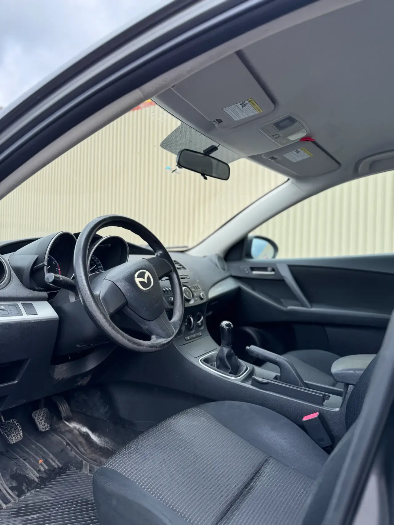 Mazda 3 thumbnail 8