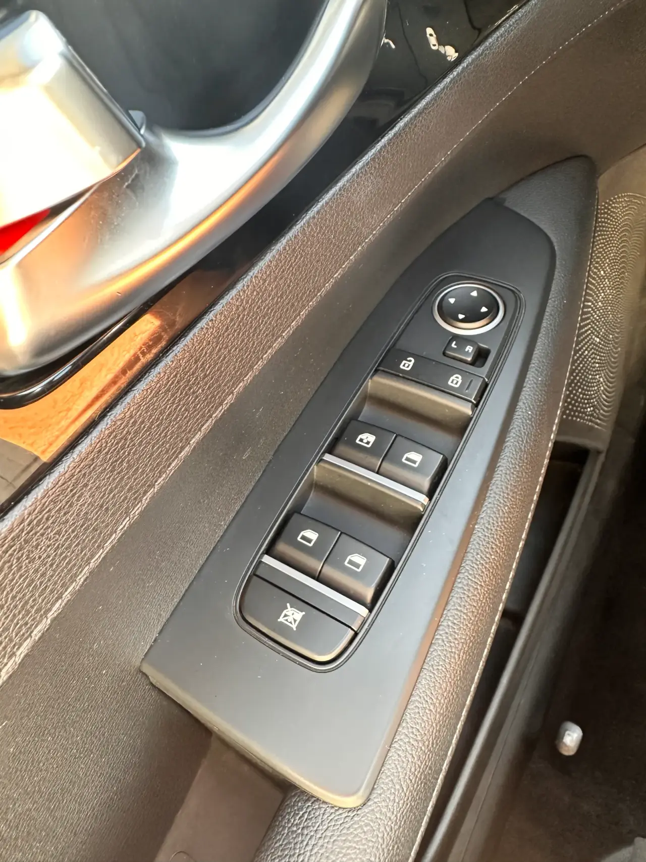 KIA Forte5 EX IVT thumbnail 11