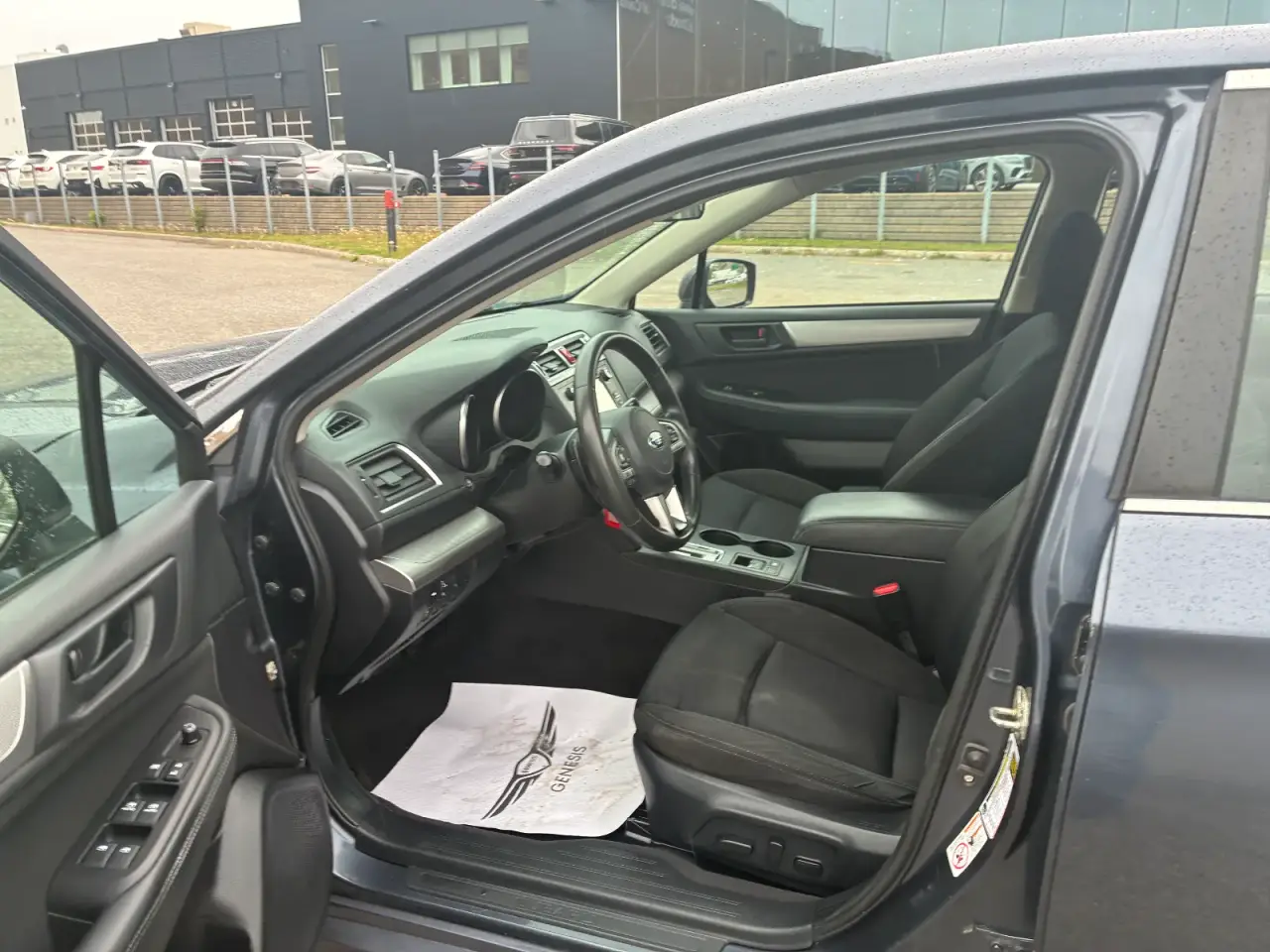 Subaru Legacy thumbnail 7