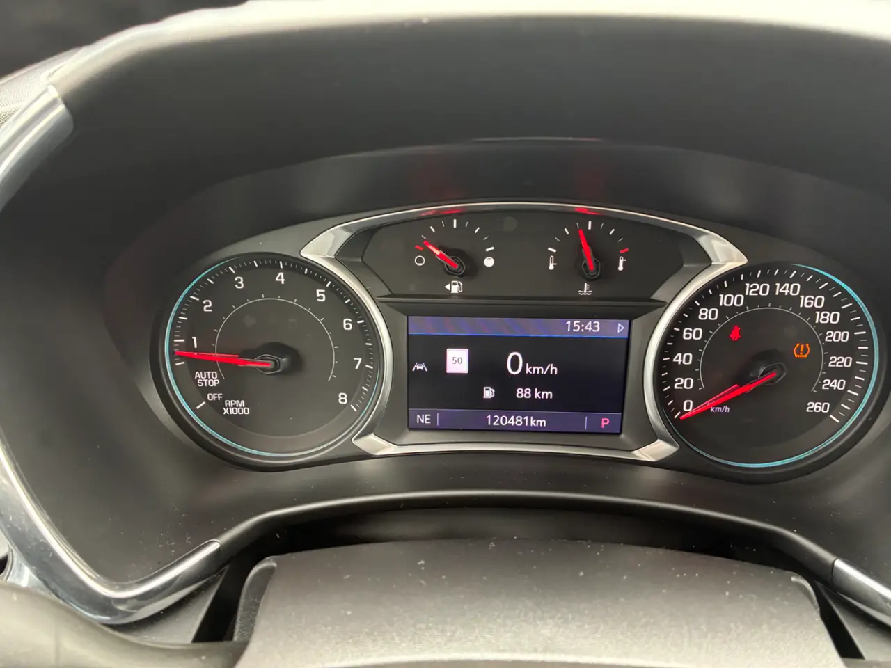 Chevrolet Equinox thumbnail 10