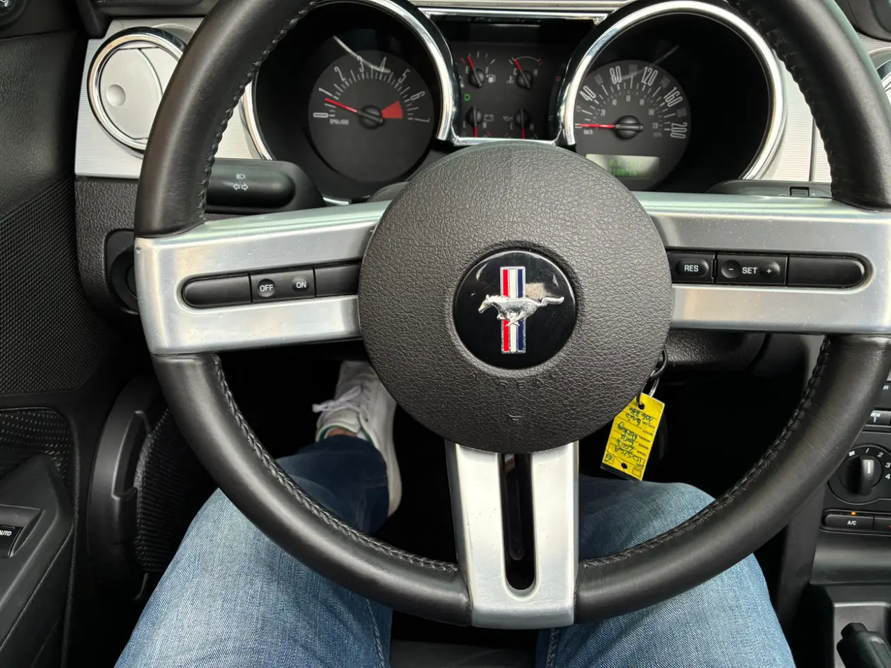 Ford Mustang miniature 12