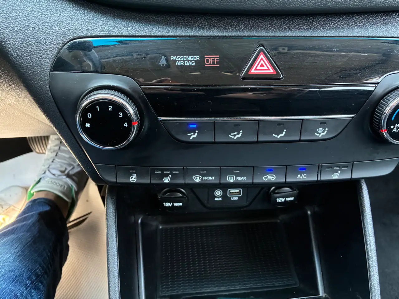 Hyundai  Tucson thumbnail 14